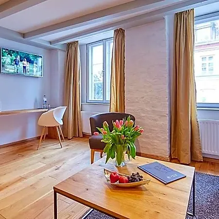 מלון Anno 1433