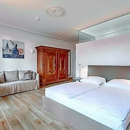 Hotell Anno 1433 3*